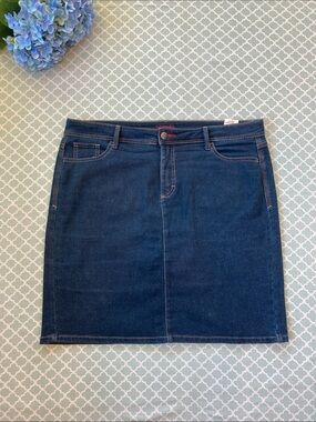 Wrangler Dark Denim Skirt 16